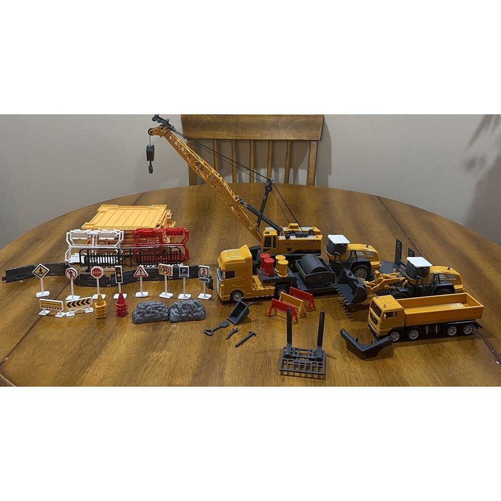 IPlay ILearn Construction Vehicle Toy Set, Loader, Crane, Truck, Steamroller